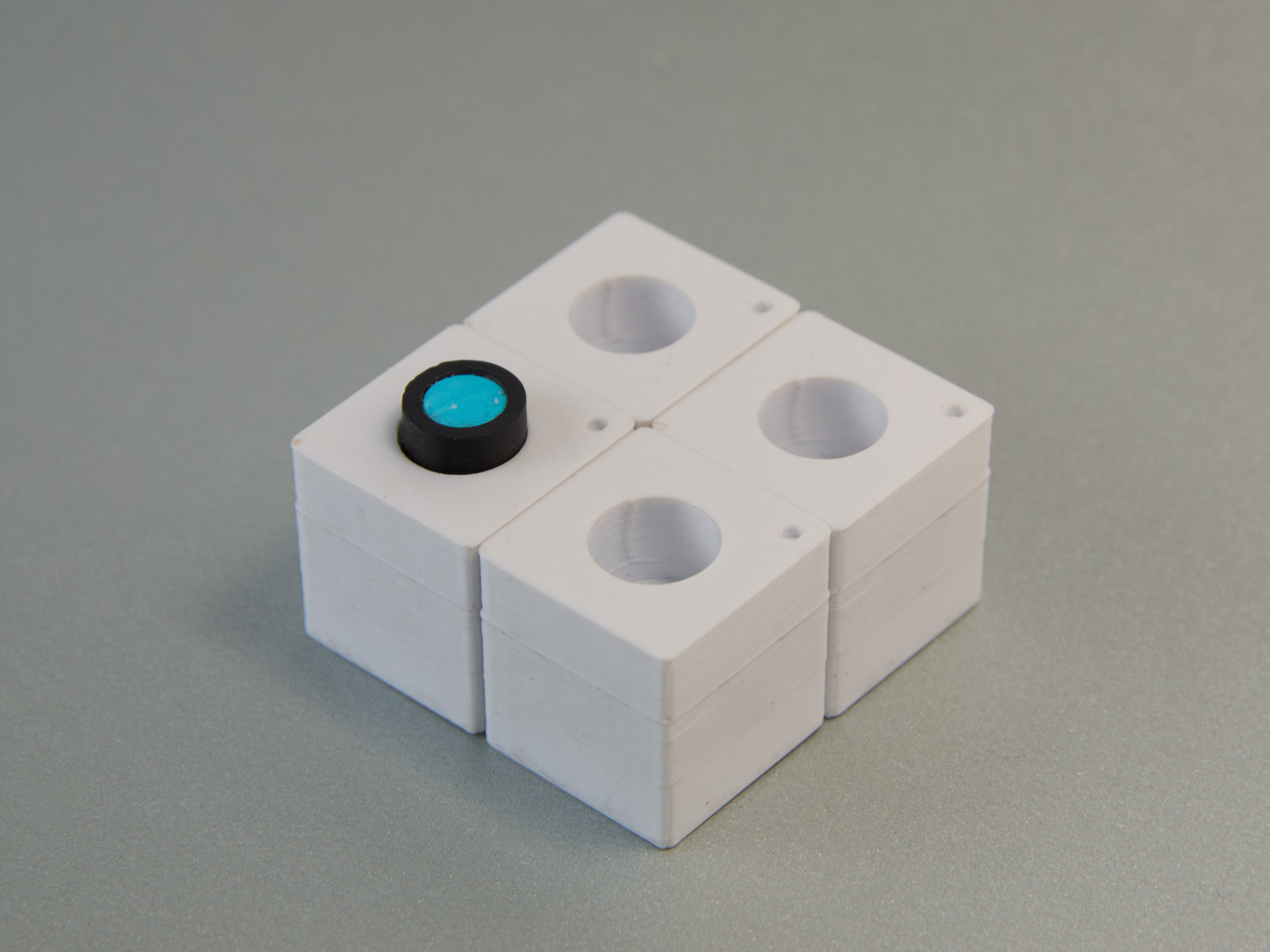 connecto-stiri-kocke